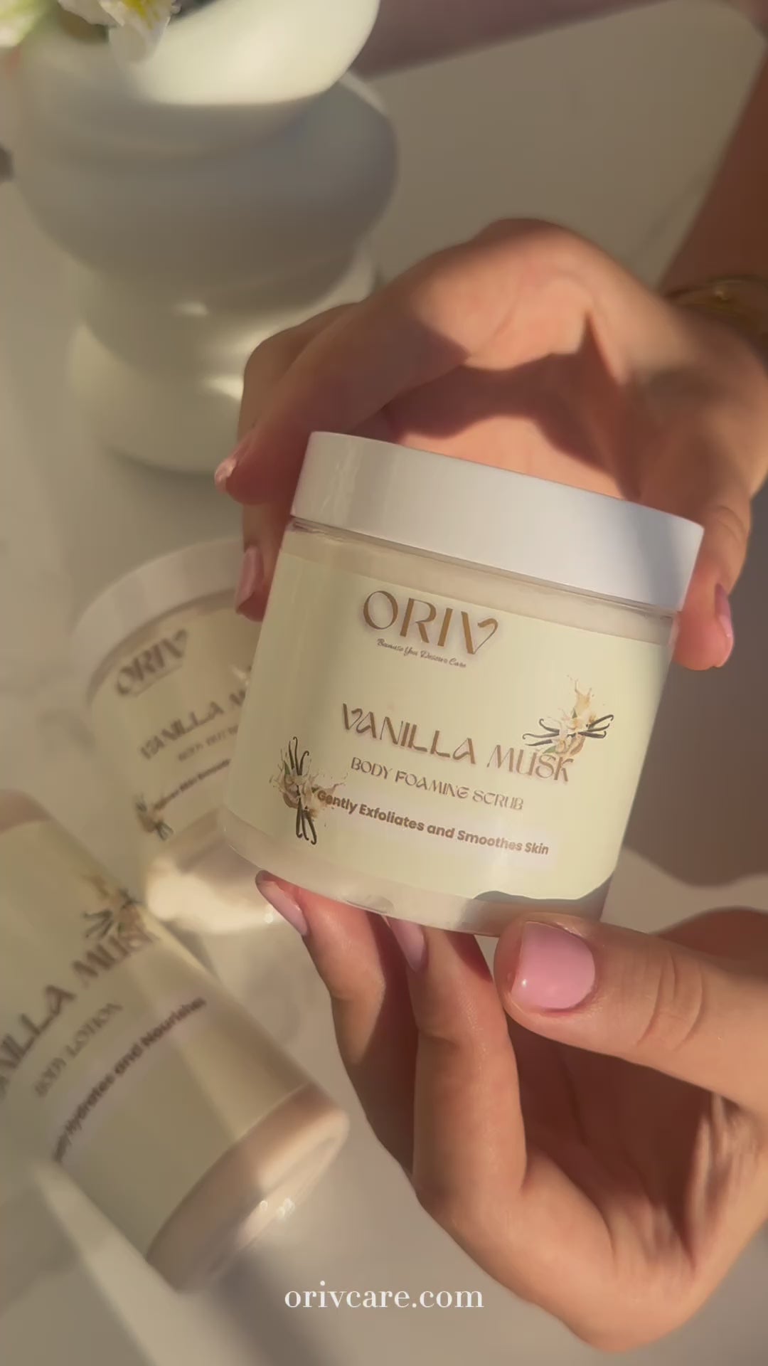 Body Foaming Scrub - Floral Musk
